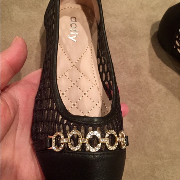 NWT Girl Sz 10, 11, 13 Black Flats / Dress Shoes - Picture 4 of 8